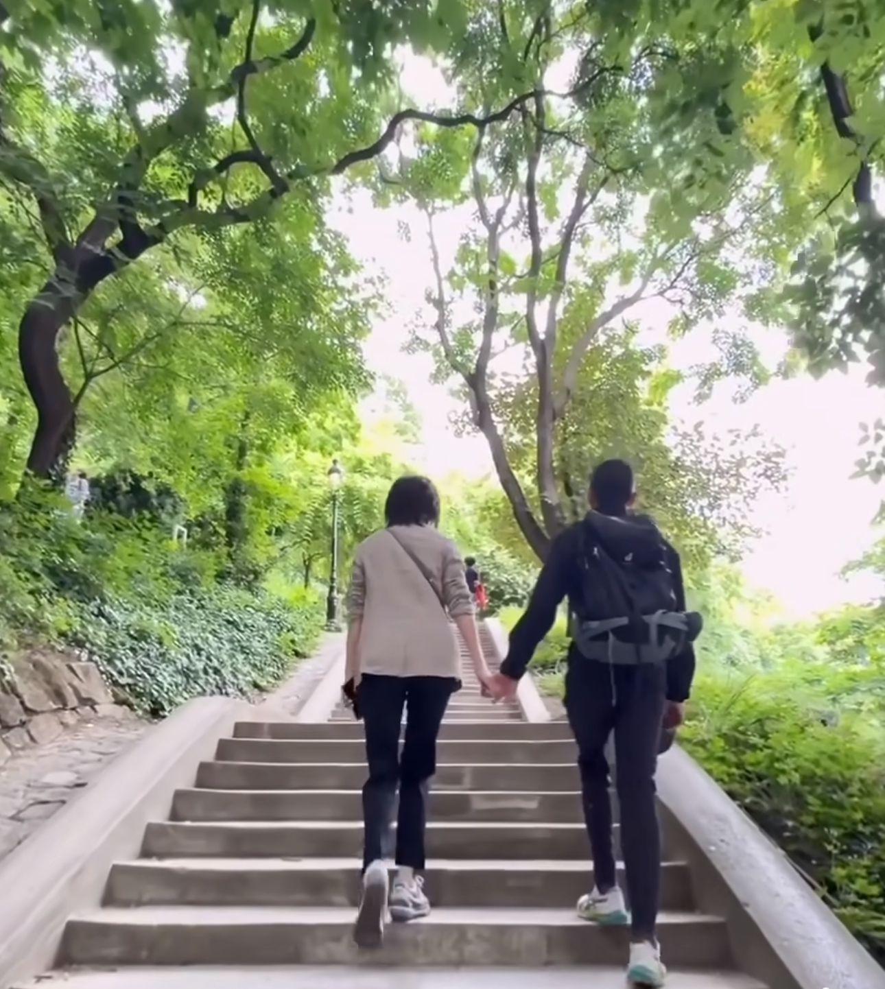 劉嘉玲分享44秒影片,滿足廣大偉仔fans。