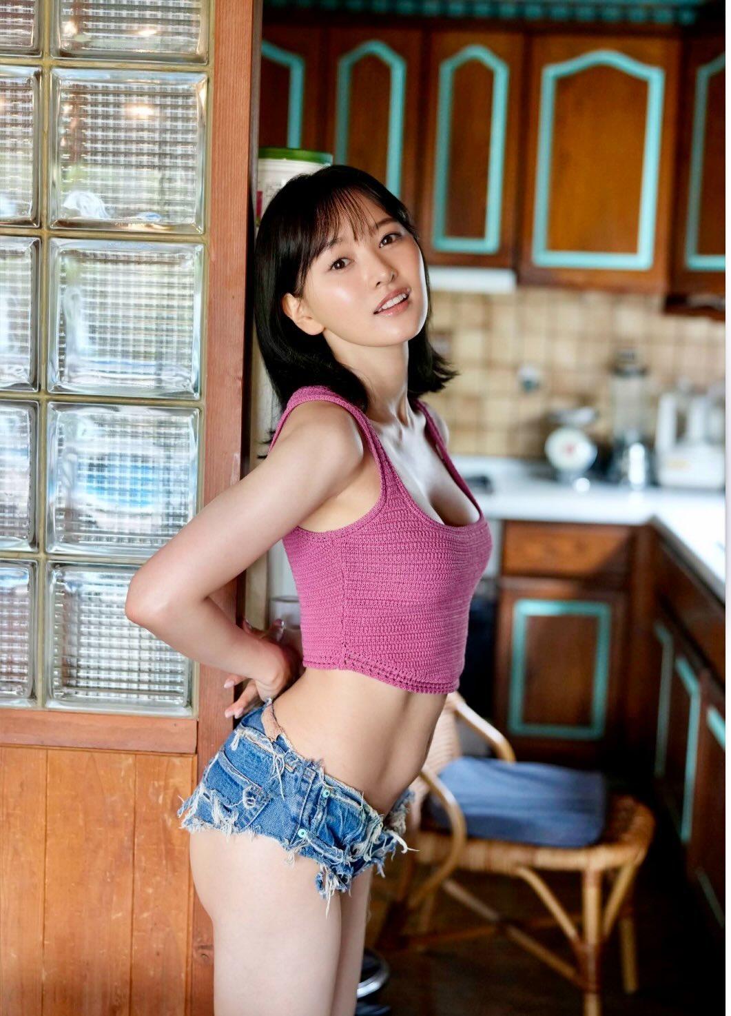 兒玉遙放下偶像包袱拍攝大尺度寫真。