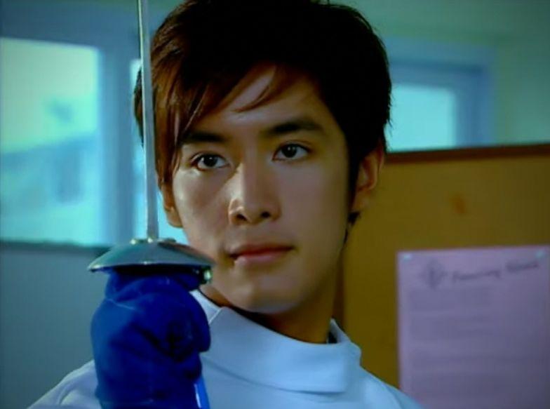 《當四葉草碰上劍尖時》