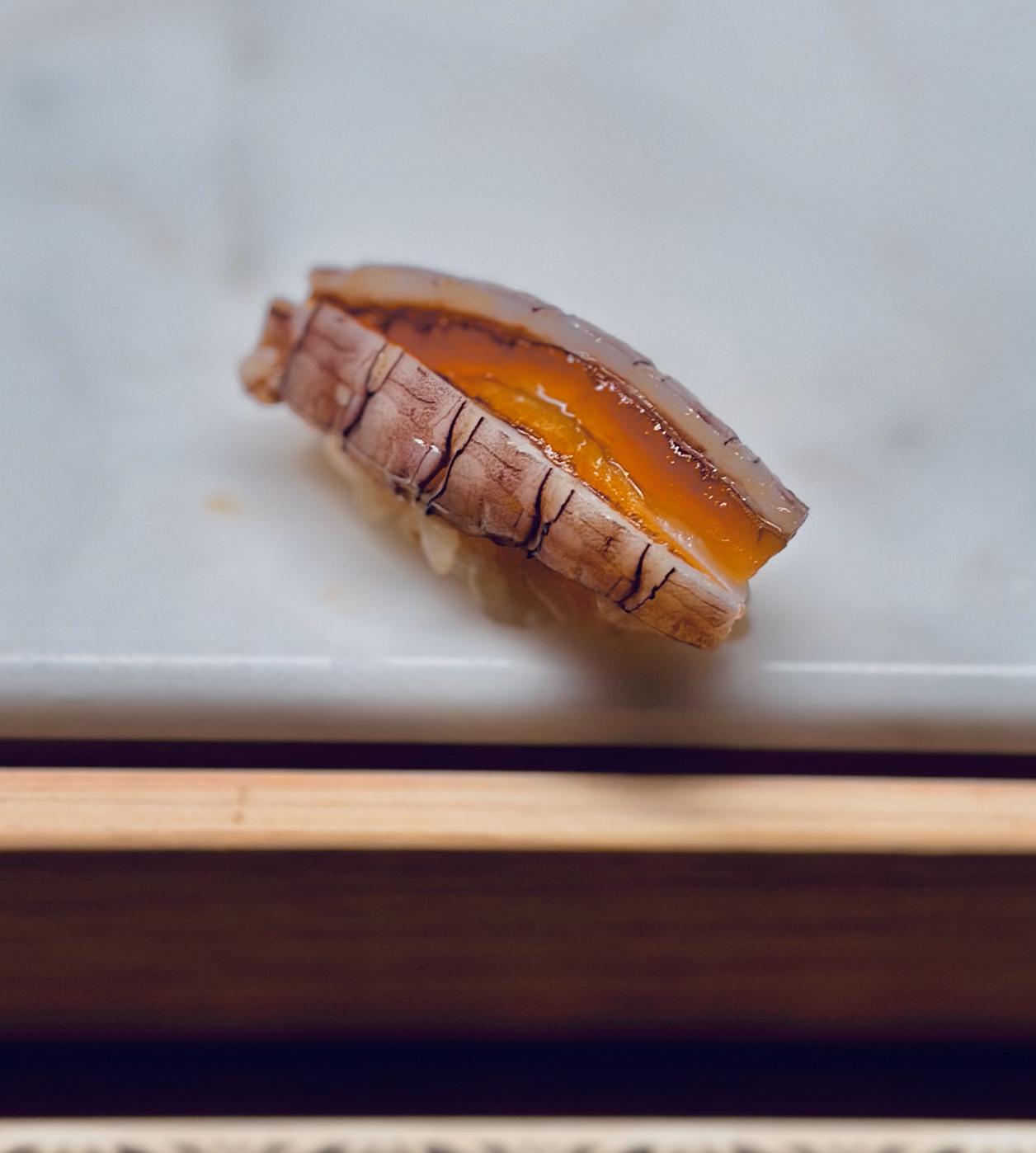 本港果洲群島溏心蝦蛄壽司,一啖入魂