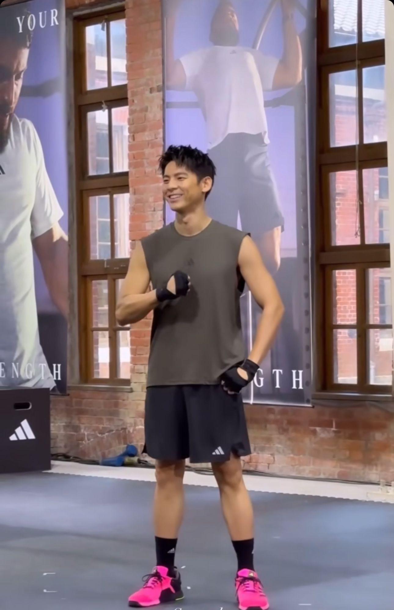 林柏宏今日曬肌出席活動,更老實回應冇份演出《正港分局》。