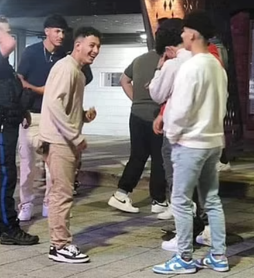 警員到場調查。(互聯網)