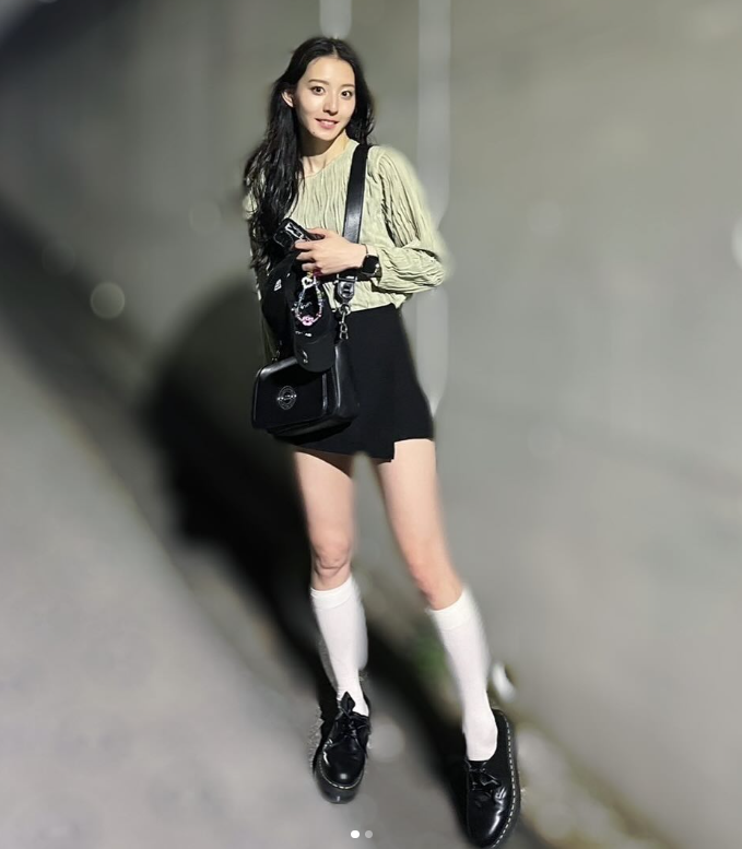 宮原華音最著名的事件,是在去年4月21日,以踢拳選手的身分參加「RISE167格鬥」賽事,她僅用39秒,便KO對手金子久美子。(ig@miyahara_kanon)