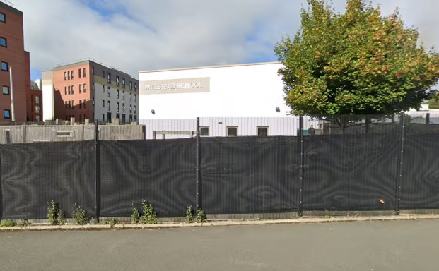 涉事學校。(互聯網)