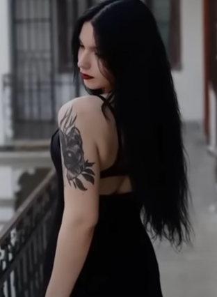 女事主被熊襲擊死亡。(互聯網)