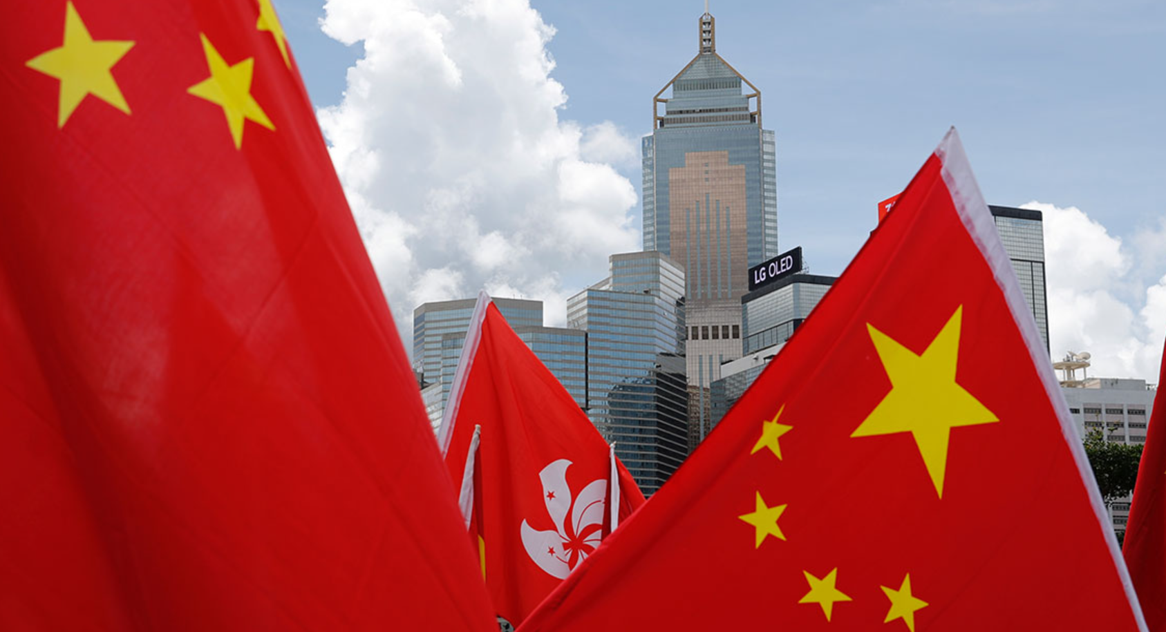 陳國基指社會恢復正常秩序,市民可以享受到一個和平安全的環境,是本屆政府的最大成就。(路透社資料圖片)