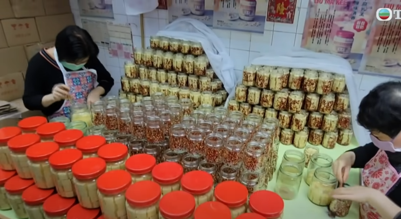 廖孖記東主廖太主動聯絡《東張西望》申訴,稱報道令該店一夜「聲譽盡毀」。(《東張西望》影片截圖)