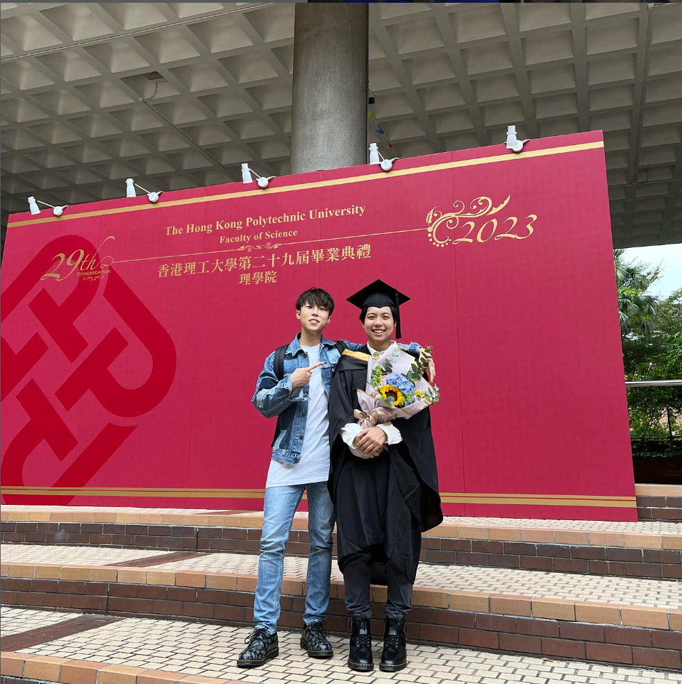 Marco為弟弟Manson大學畢業感驕傲。