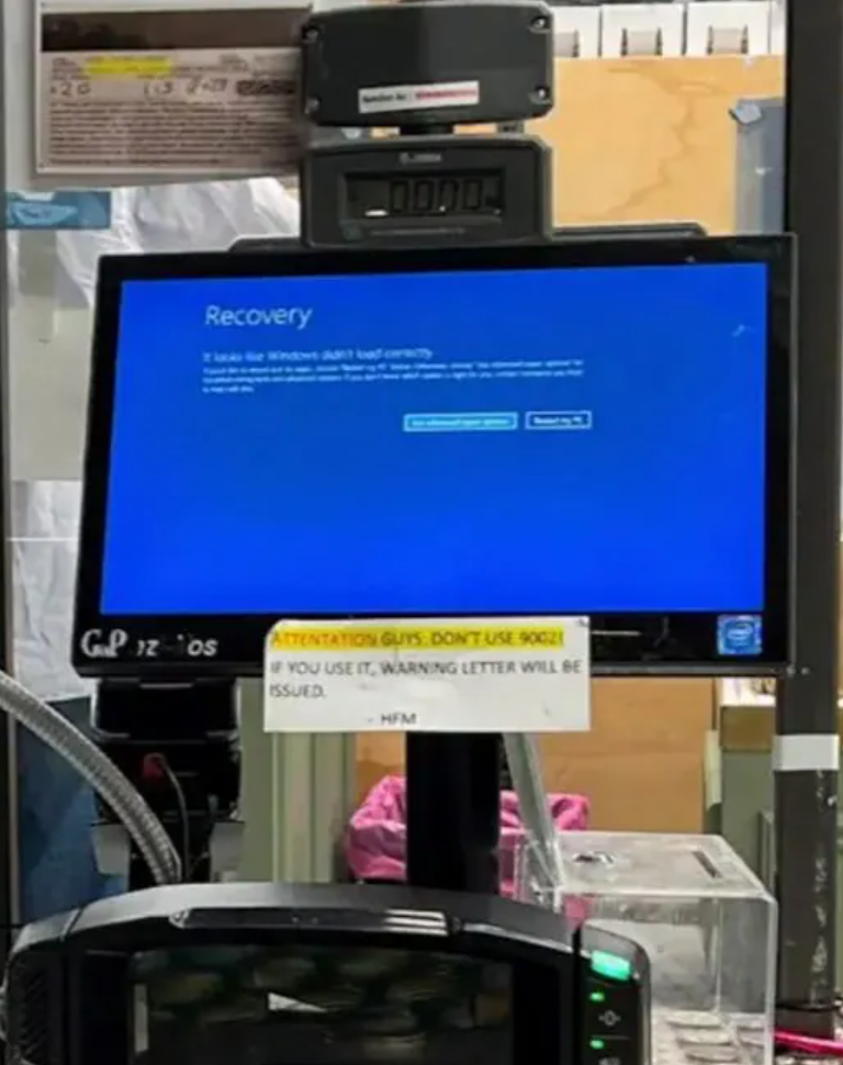 微軟Windows作業系統上周五(19日)在全球多地大規模死機,出事電腦一片藍屏