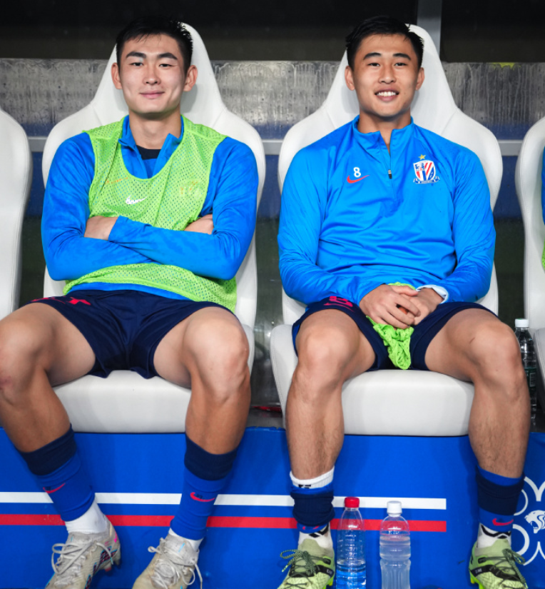 港腳左閘陳晉一剛由傑志加盟上海申花,與戴偉浚成為隊友一段短時間(網上圖片)