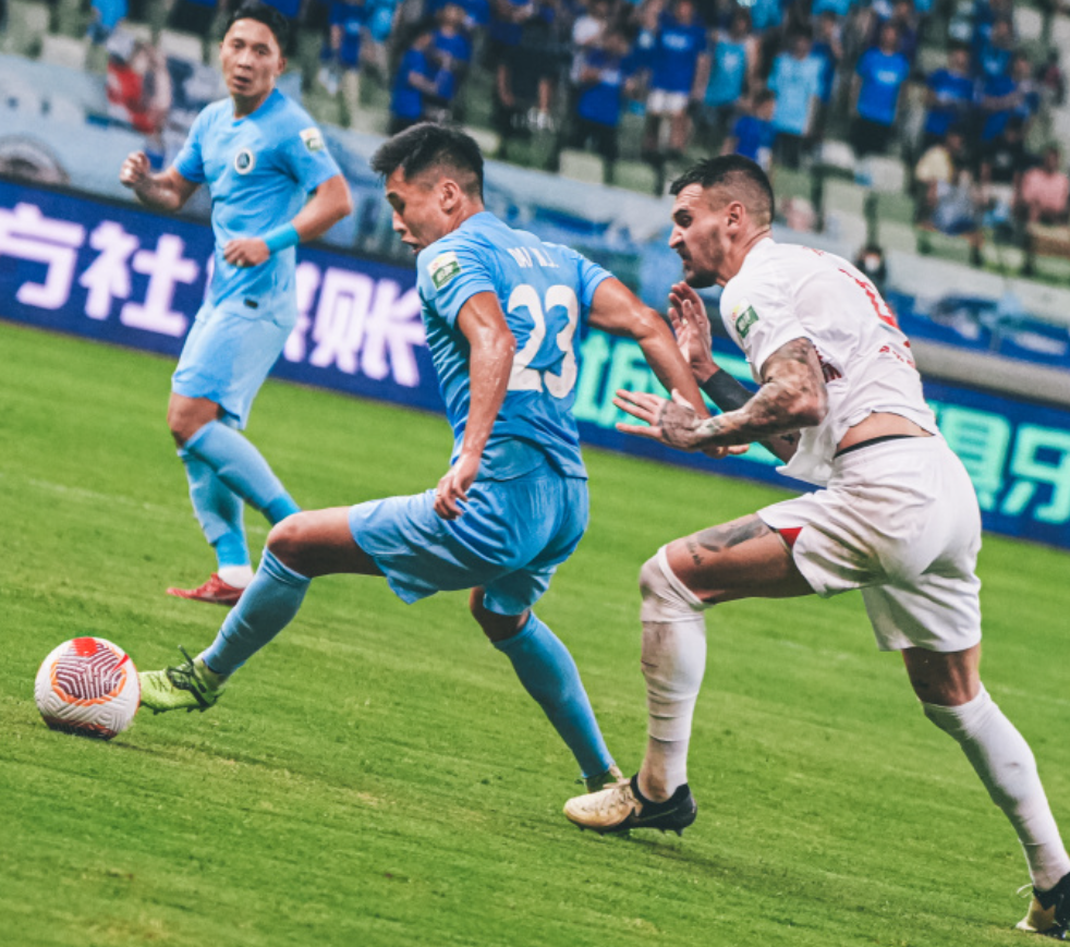 戴偉浚從中超上海申花借用至深圳新鵬城(網上圖片)