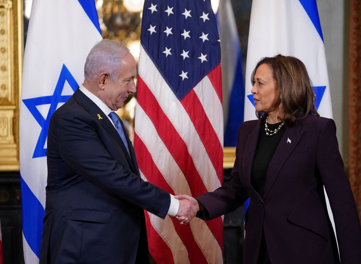 正在美國訪問的以色列總理內塔尼亞胡與賀錦麗會晤(路透社)