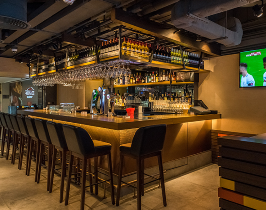 連鎖餐廳Outback Steakhouse宣布,將終止營運在香港的其中9間分店,餘下在港10家分店繼續營業,包括銅鑼灣廣場一期。(Outback官網)