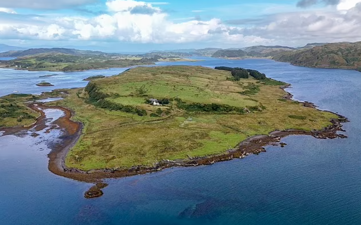 位於蘇格蘭西海岸的托薩島(Torsa)目前無人居住。(互聯網)