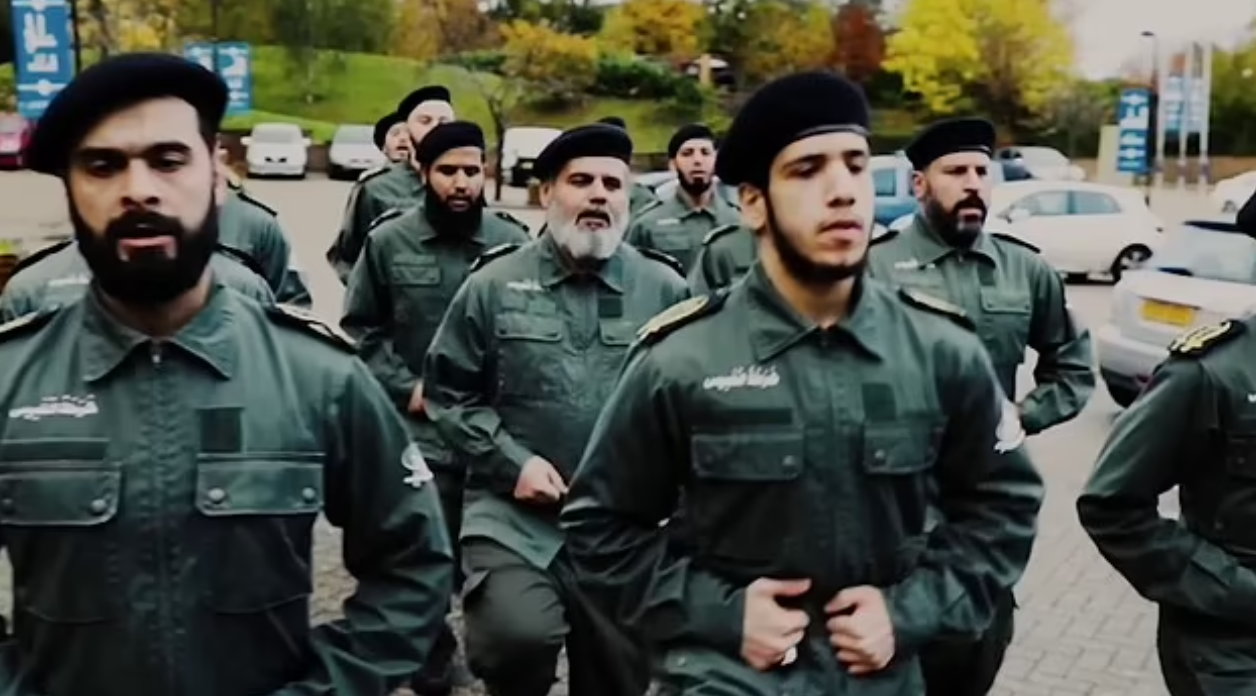 據報哈比卜曾在白金漢郡訓練其「軍隊」。(互聯網)