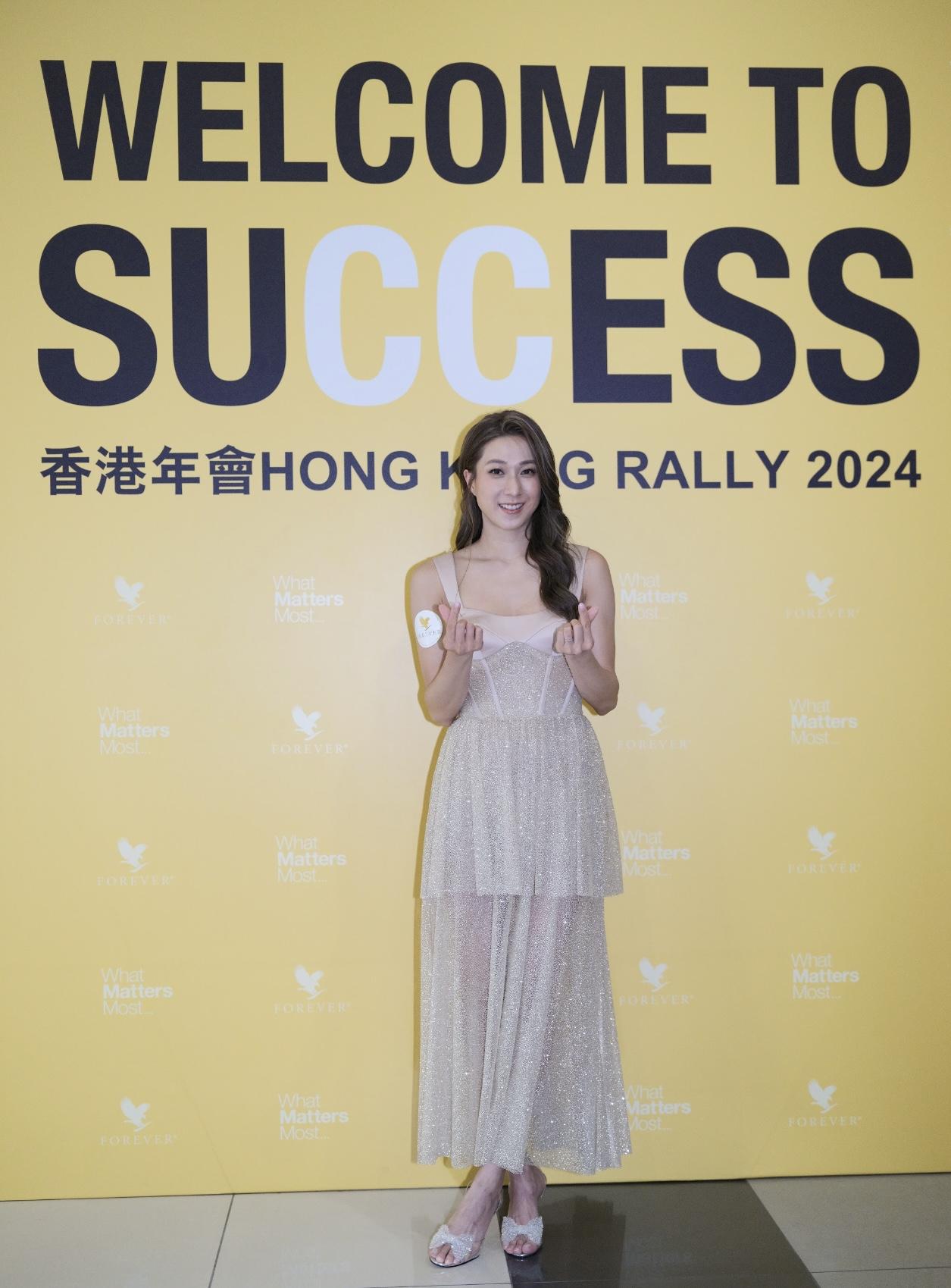 鍾嘉欣演藝事業恨似汪明荃。