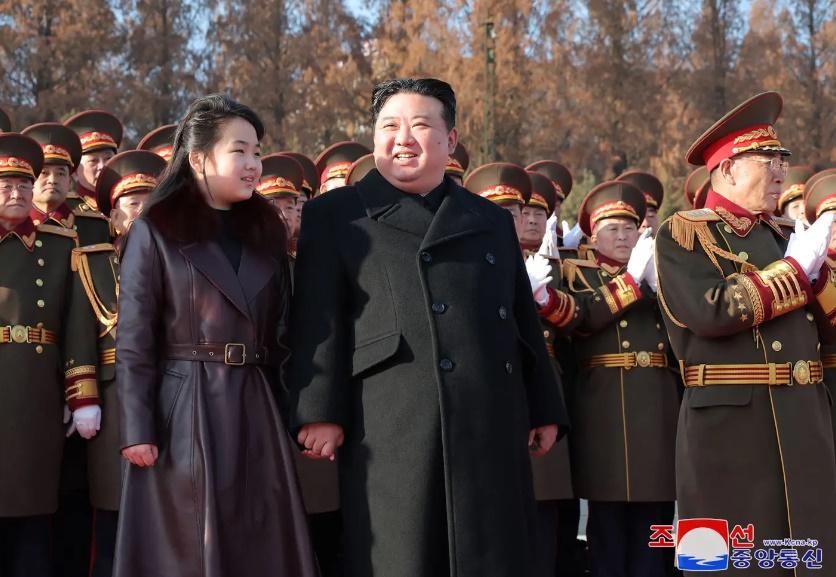 報告指出,金主愛過去陪同父親出席的活動約六成為軍事相關,其餘有一小部分是經濟活動。(資料圖片)