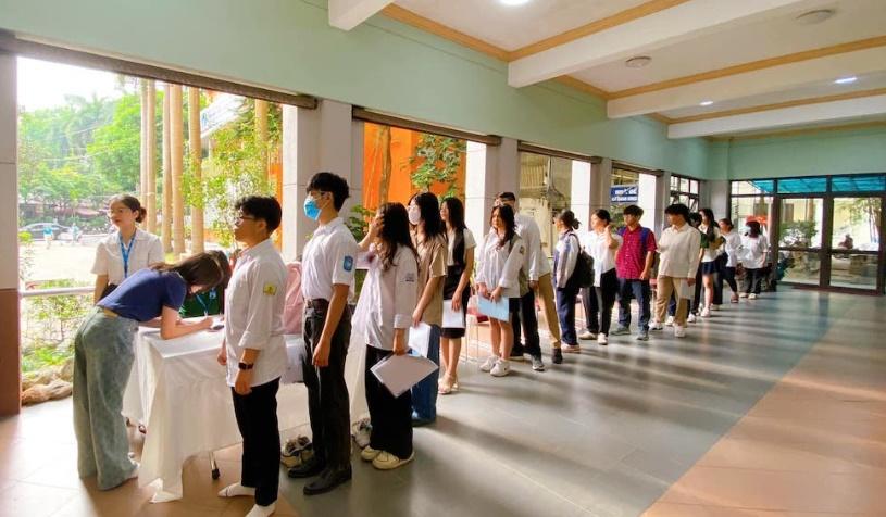 越南河內國家大學商業管理學院(HSB)近日公布招生標準。(網上圖片)