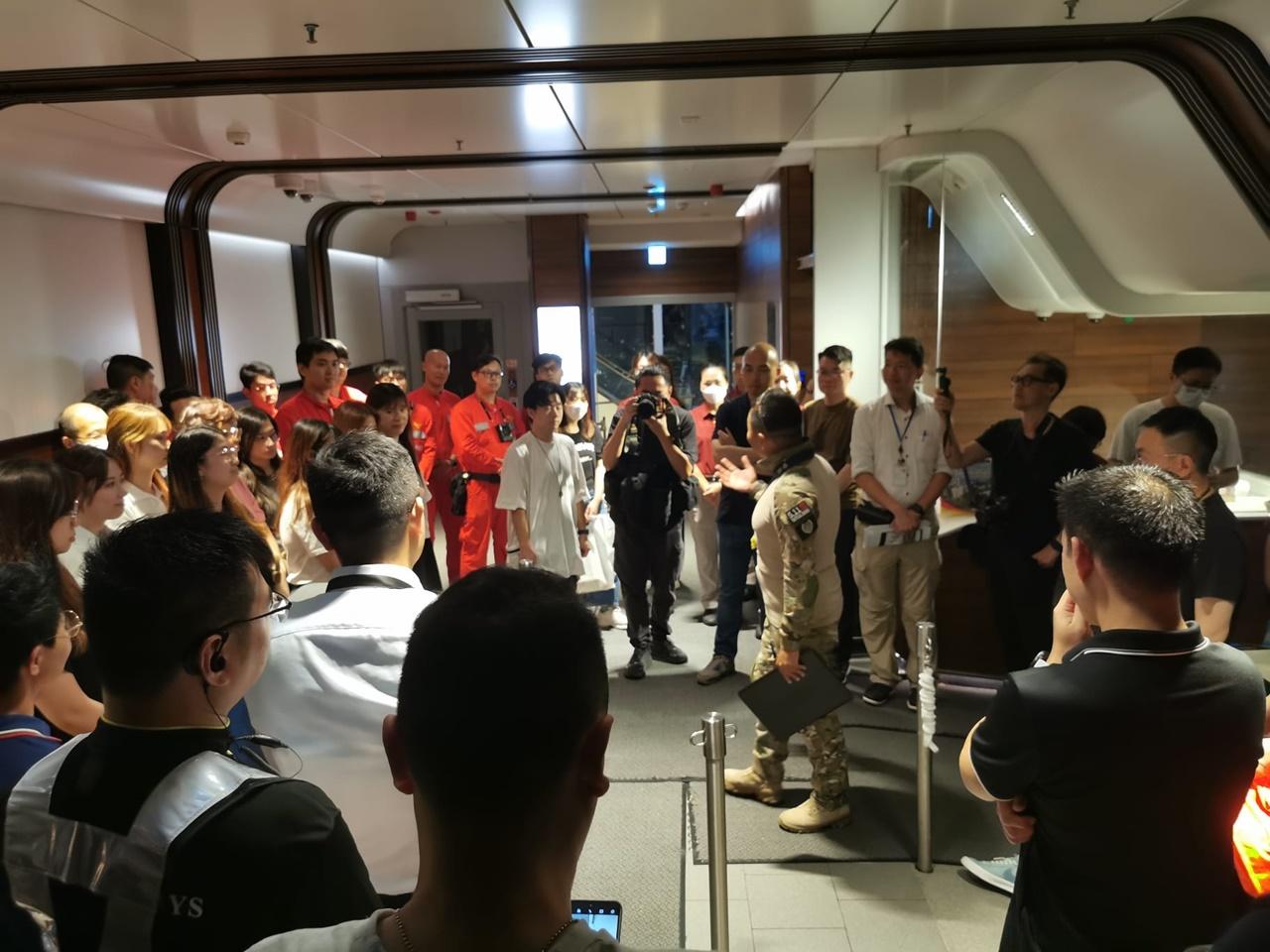 演習前舉行反恐分享會。(警方圖片)