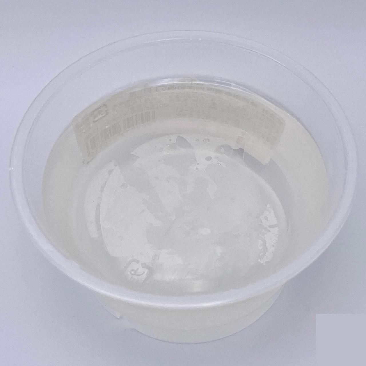 「透明布甸」主要使用明膠、海藻糖等製造。(X)