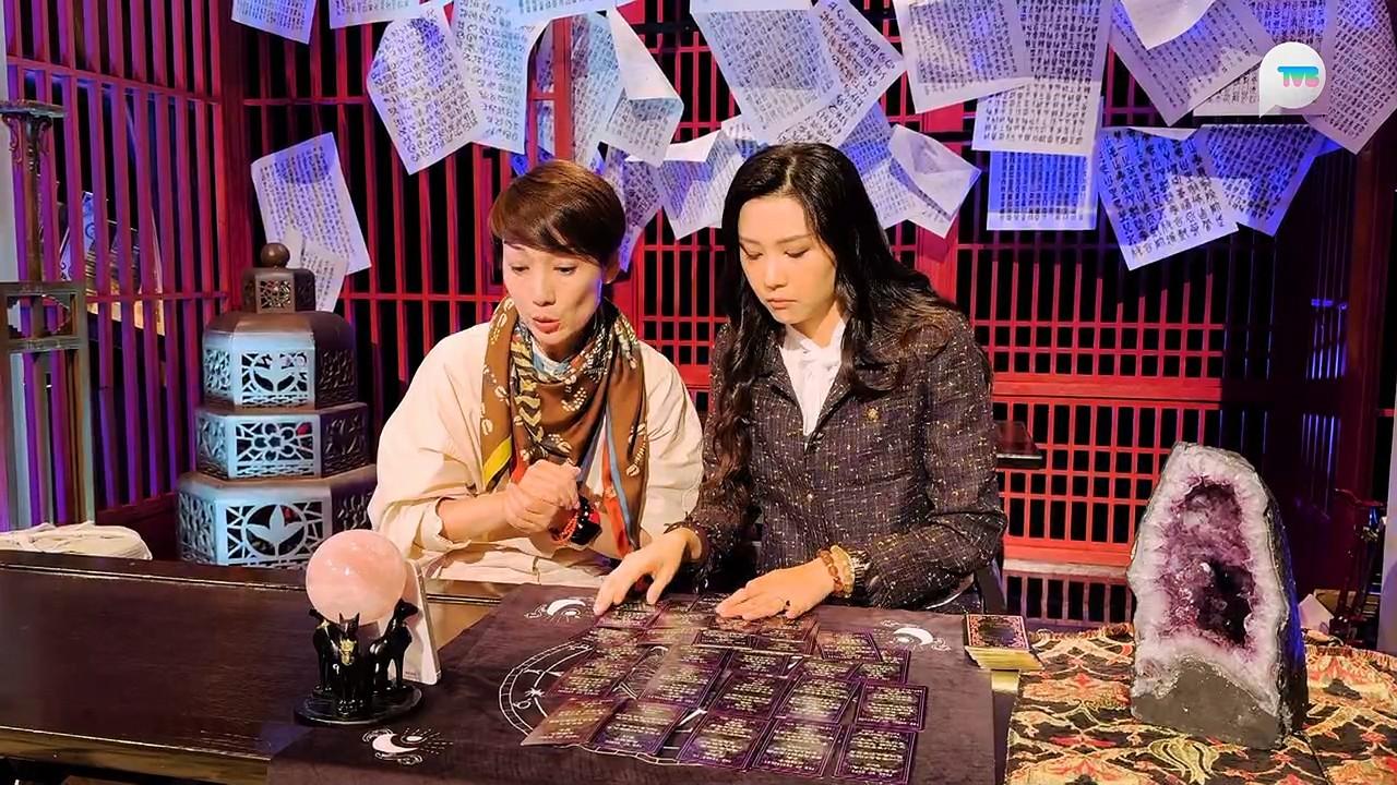 江美儀與羅泳嫻解困時遇上靈異事件。