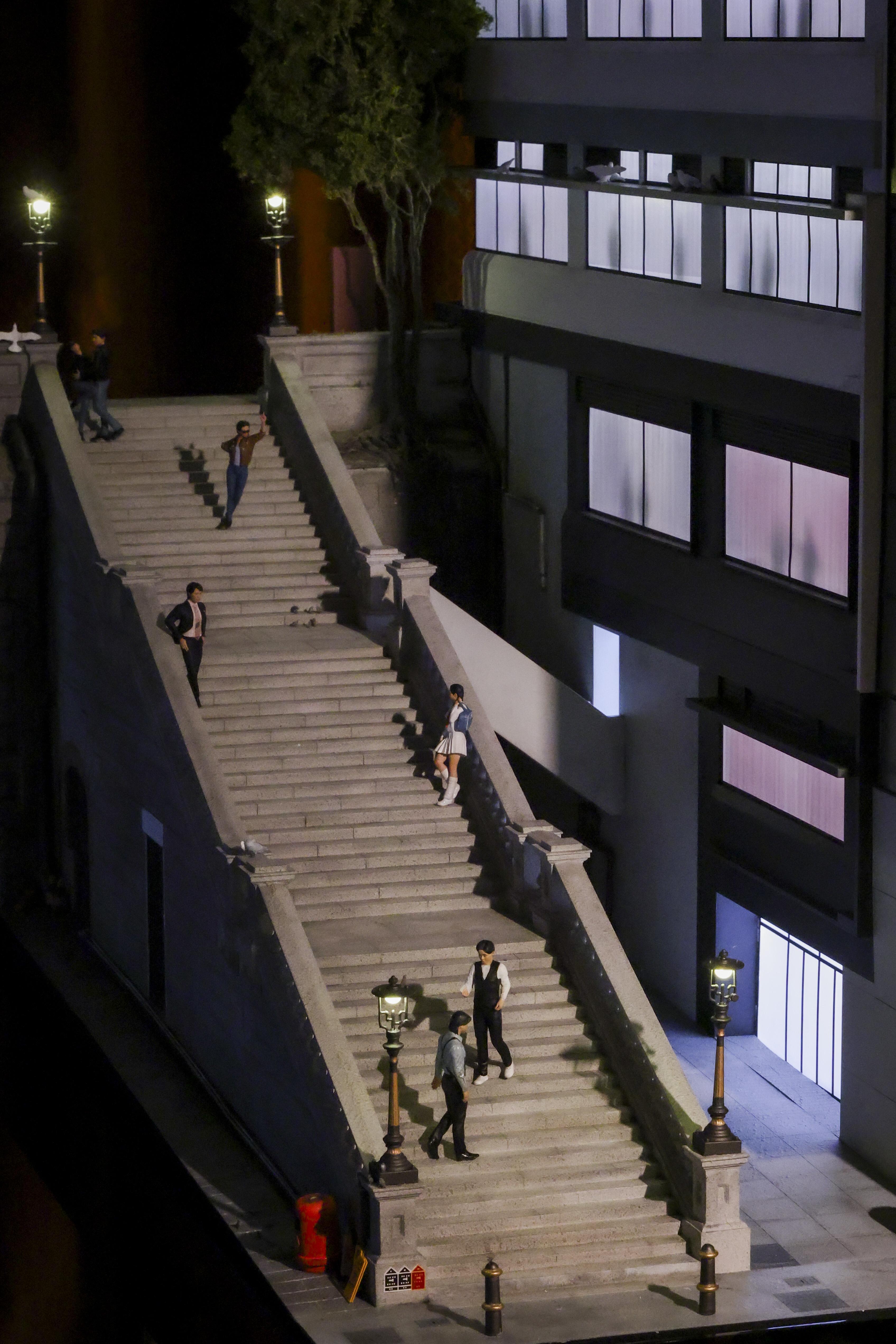 《夢伴》梅艷芳亦可以在模型中見到。