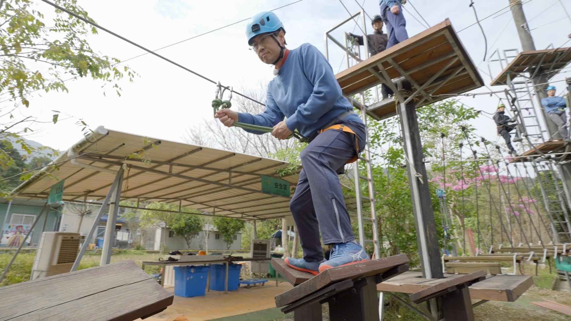 香港心臟專科學院舉辦的《「醫戰」之心臟歷奇大對決》,由梁嘉琪主持,並由沙律(張沛樂)與Renee(李蔓瑩)作為組長,聯同香港心臟專科學院10位心臟科醫生,透過一連三集的歷奇對決短片,完成以心臟衰竭為主題的任務,務求以輕鬆手法,喚起全民關注心臟衰竭。