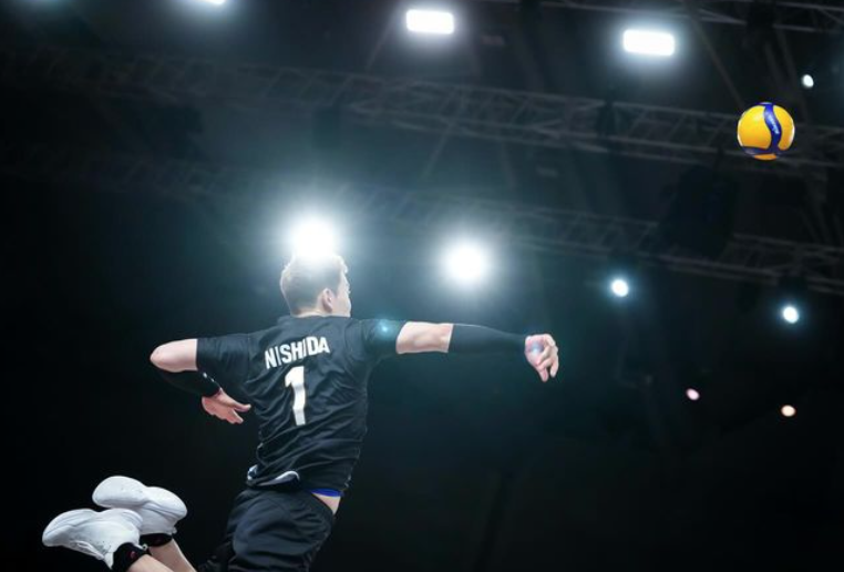 巴黎奧運 西田有志扣球高度355cm。