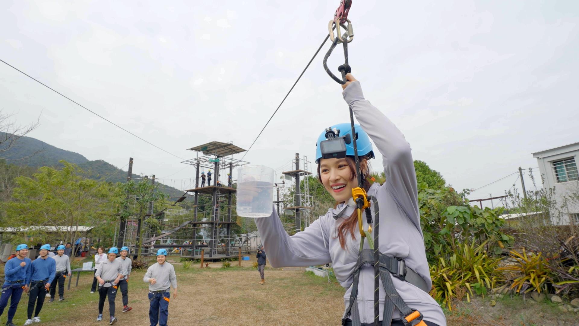 香港心臟專科學院舉辦的《「醫戰」之心臟歷奇大對決》,由梁嘉琪主持,並由沙律(張沛樂)與Renee(李蔓瑩)作為組長,聯同香港心臟專科學院10位心臟科醫生,透過一連三集的歷奇對決短片,完成以心臟衰竭為主題的任務,務求以輕鬆手法,喚起全民關注心臟衰竭。