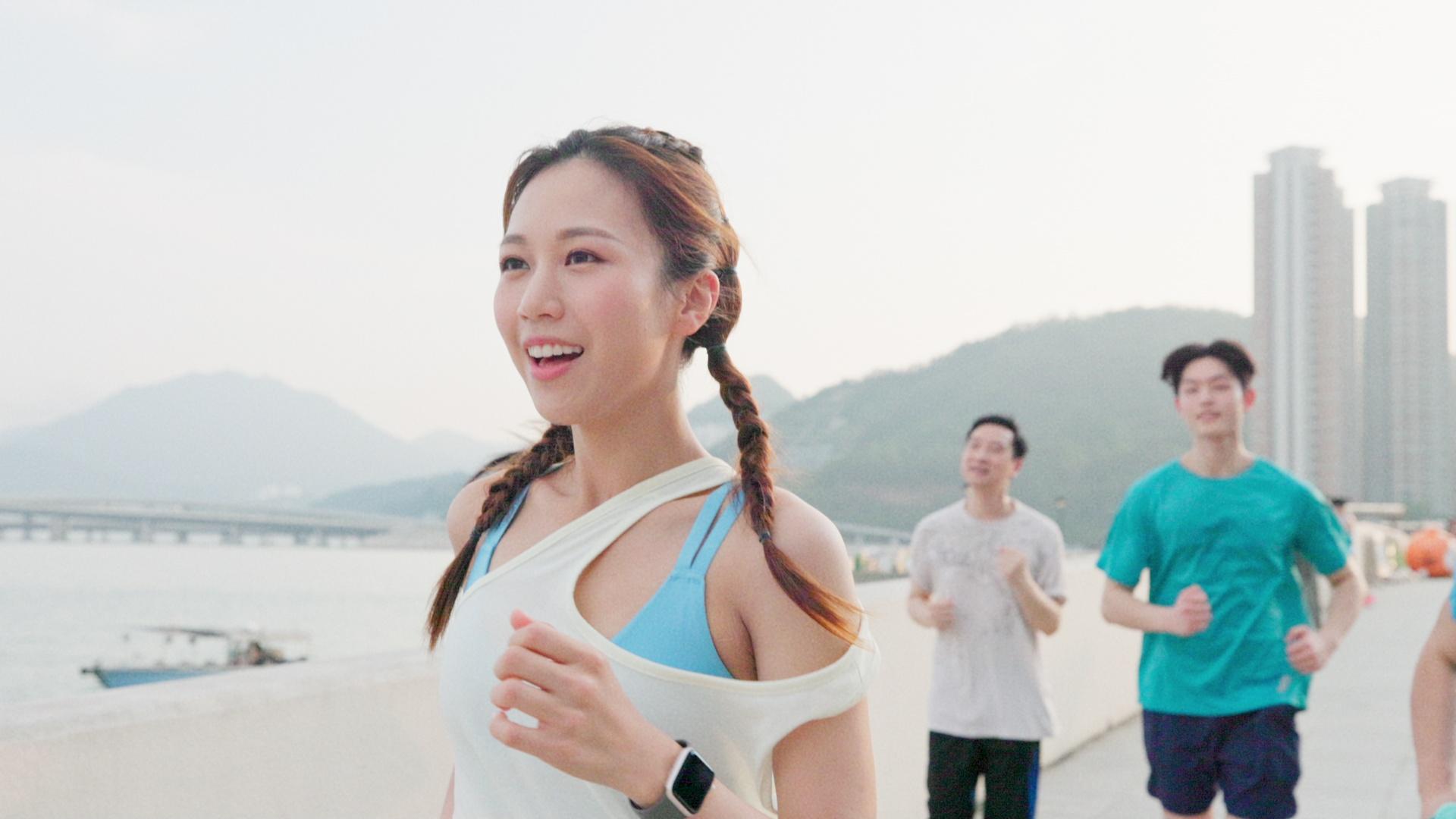 Roxanne近年加入跑步系列。