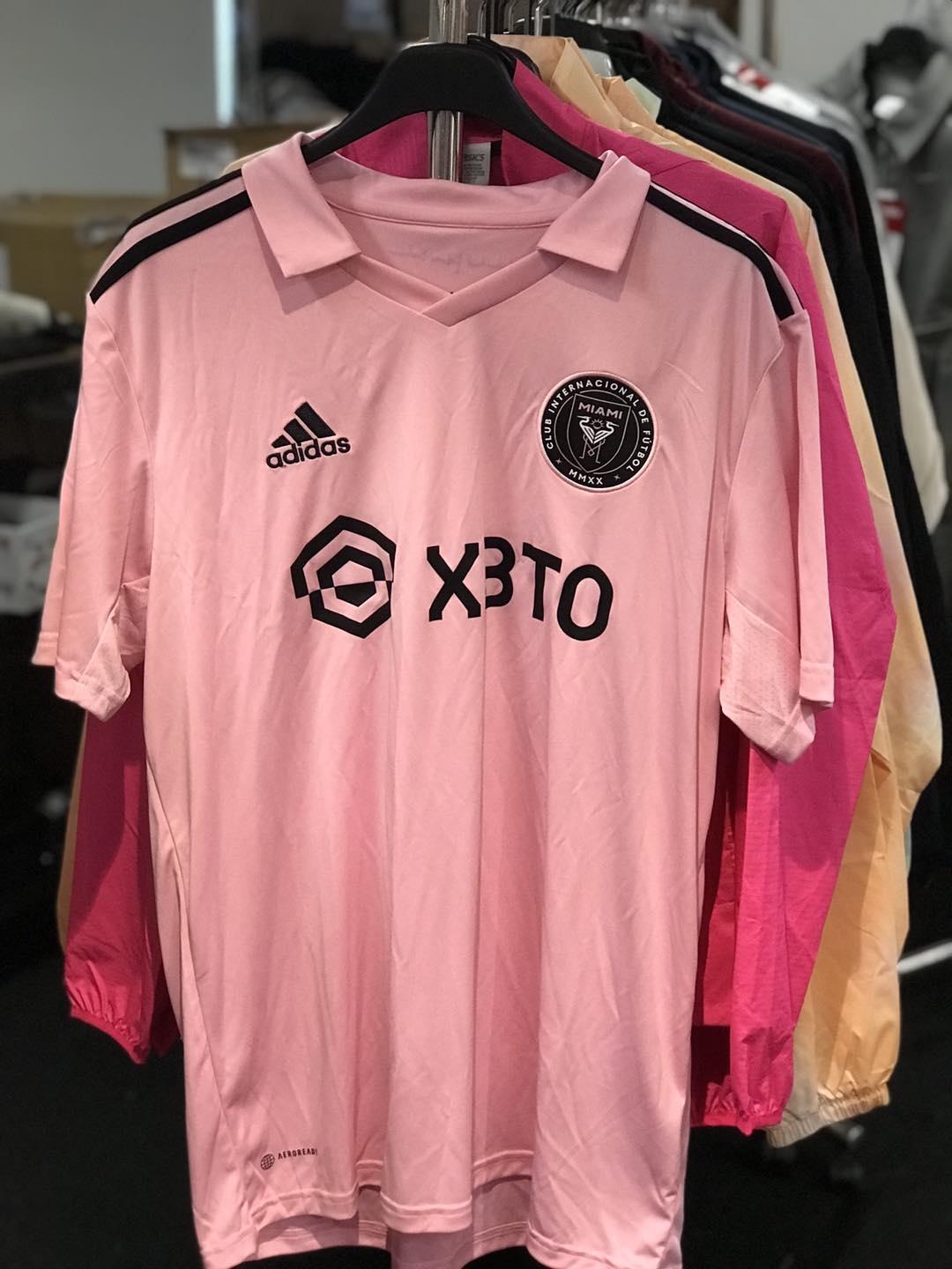 馬拉松便服及運動名牌開倉(圖片來源: Times Square Bazaar 時代廣場展銷集 FB)