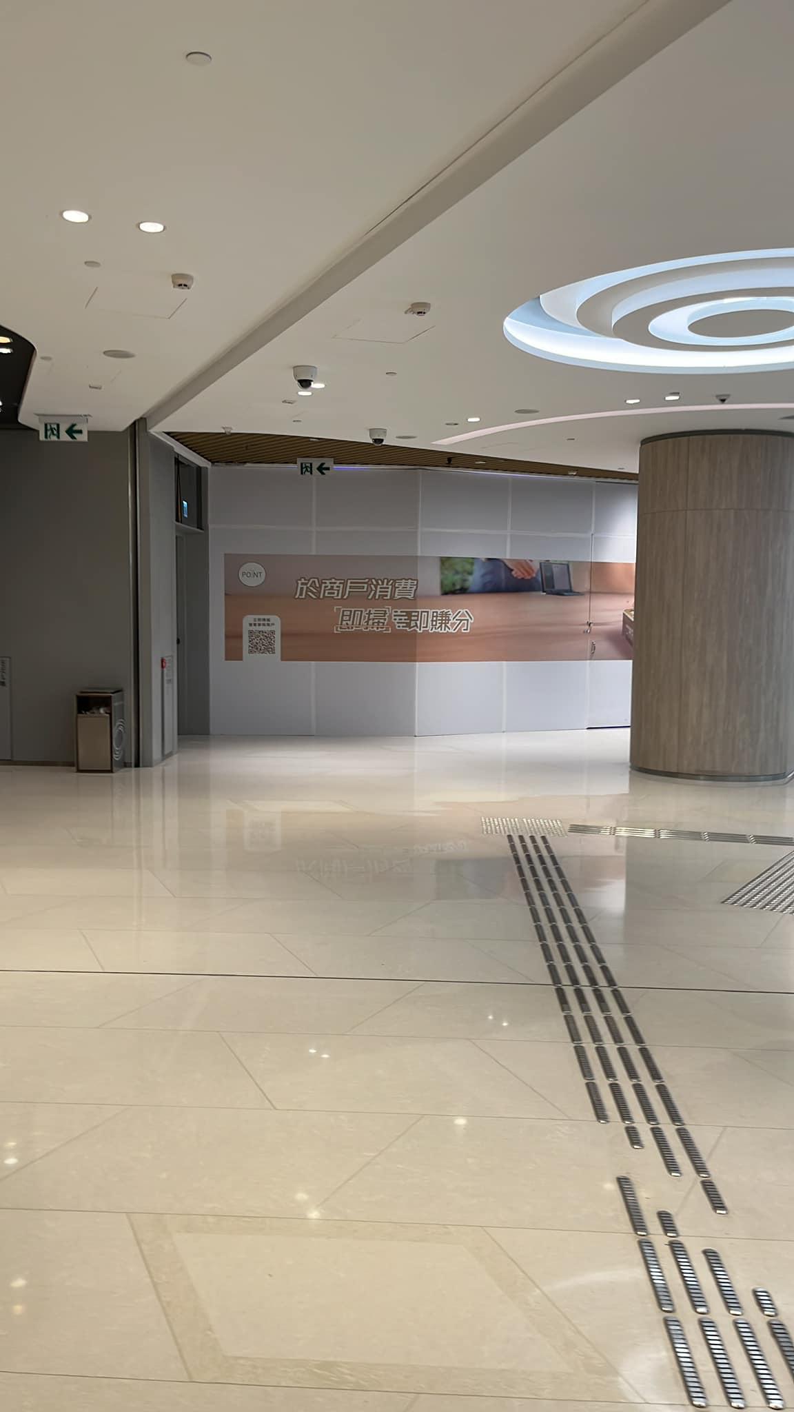 變形金剛主題餐廳將軍澳分店開業逾半年,突然結業及封圍板。(全港店舖消息(開張/執笠)關注組/Circle Wong)