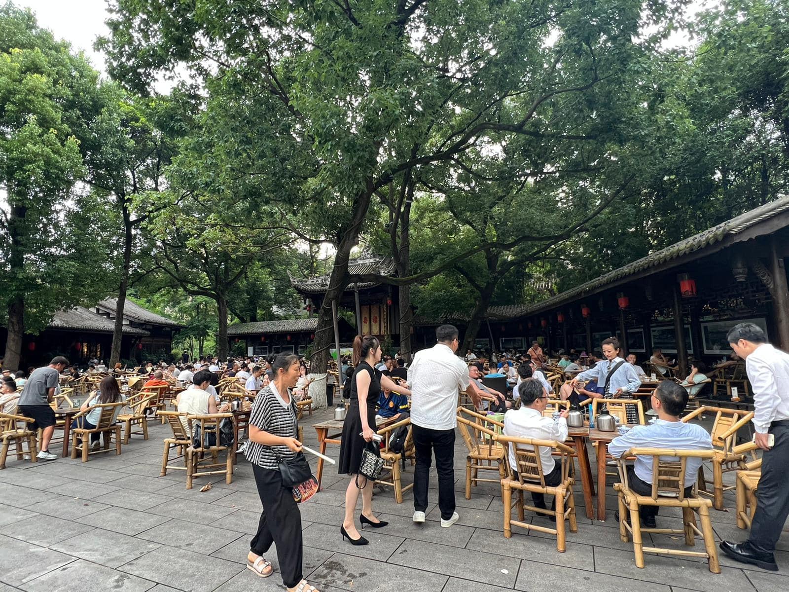 楊潤雄昨午已抵達成都,先看看成都的情況。(楊潤雄fb圖片)