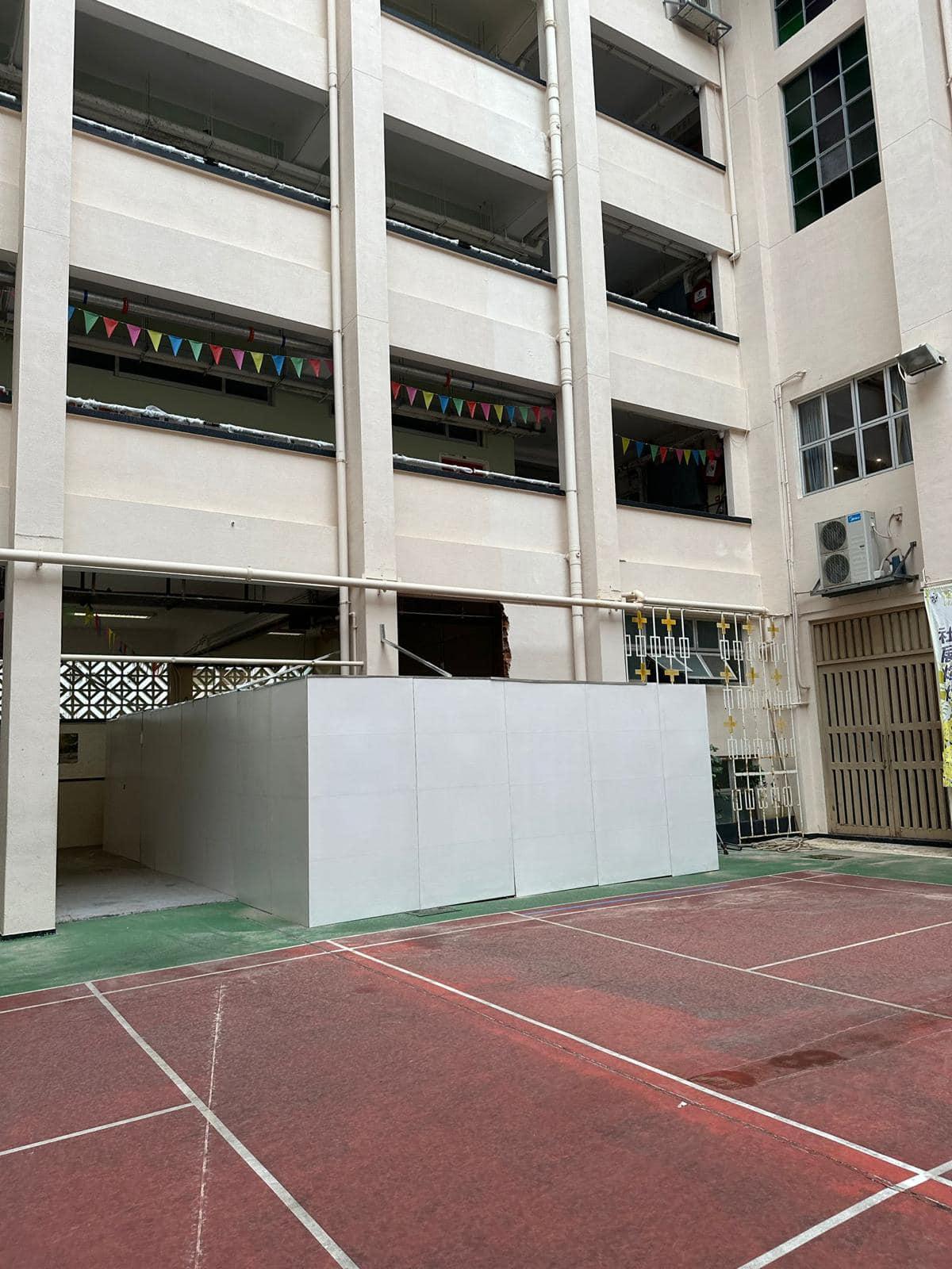 玫瑰崗舊生會原定於周日(7月14日)在母校禮堂舉行告別儀式,惟惟母校指近數周幾已開始在校舍各處進行不同的裝修工程,校監關注活動的風險和安全管理,包括提供購買保險證明,舊生會因未能夠在短時間做到所有要求,故最終宣布取消活動。(玫瑰崗舊生會FB)