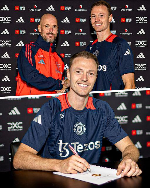 曼聯與36歲中堅老將伊雲斯續約一年(曼聯圖片)