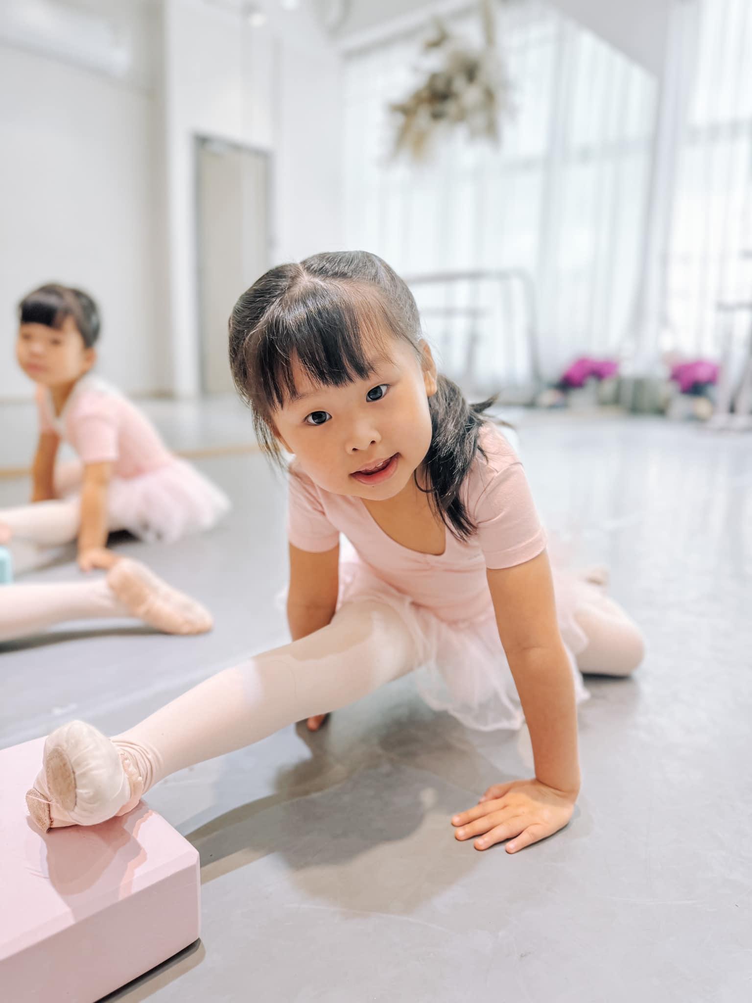 幼兒暑期興趣班|En Pointe School of Ballet 小小芭蕾舞蹈員