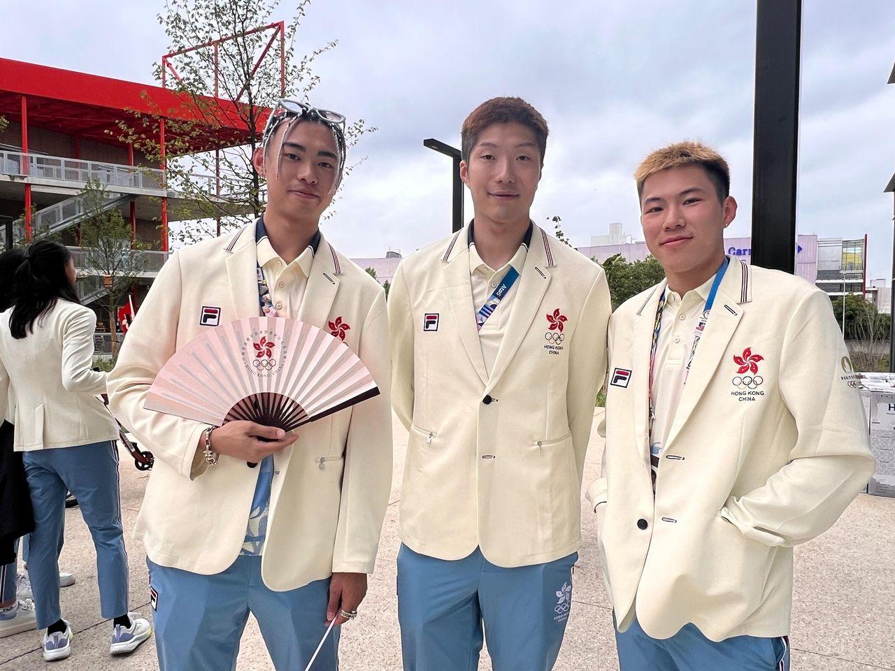 港隊於開幕禮前已集合出發前往塞納河,參加開幕禮。(相片由港協暨奧委會提供)