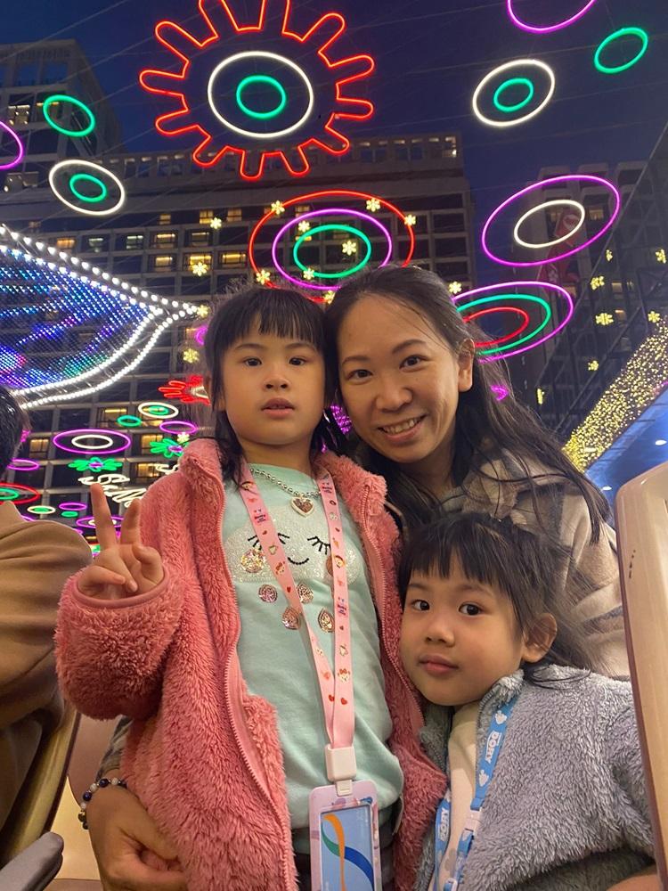 Jessie有一對4歲及7歲的女兒,母女感情要好。