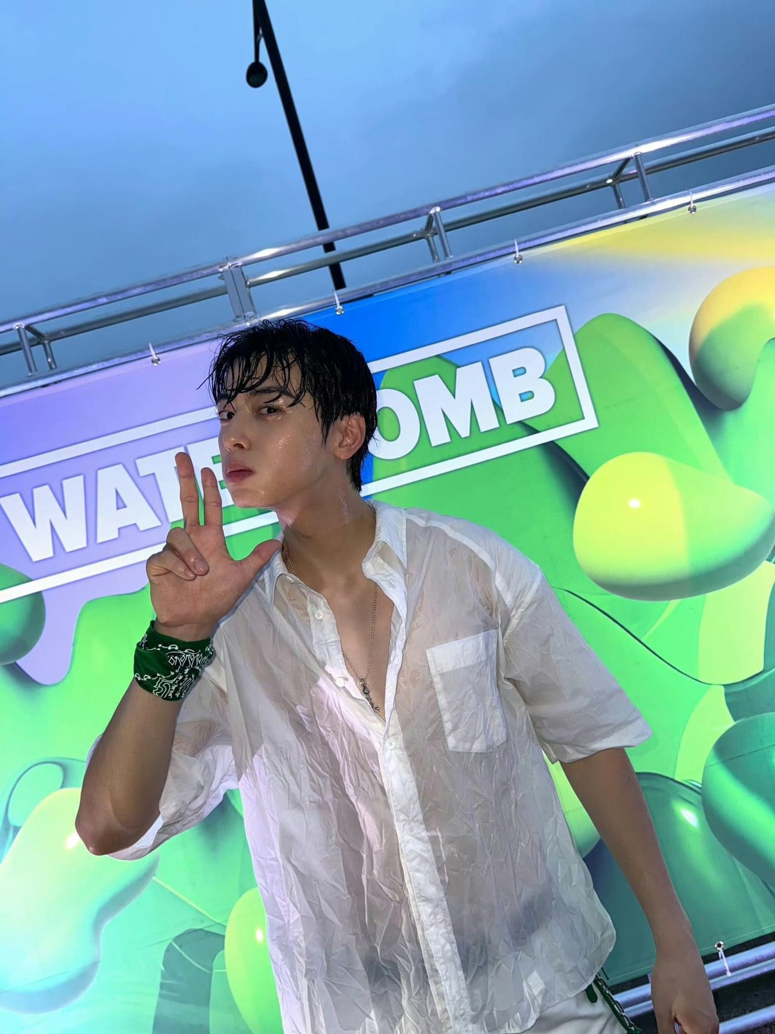 韓劇男神車銀優晚上更以神秘嘉賓姿態現身。