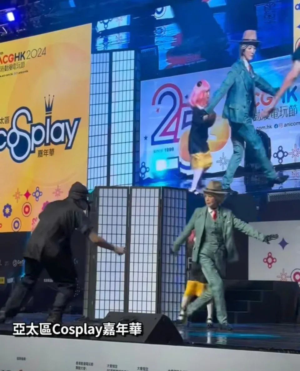 謝雪心72歲再戰動漫節大玩Cosplay 比去年更性感 網民:佩服