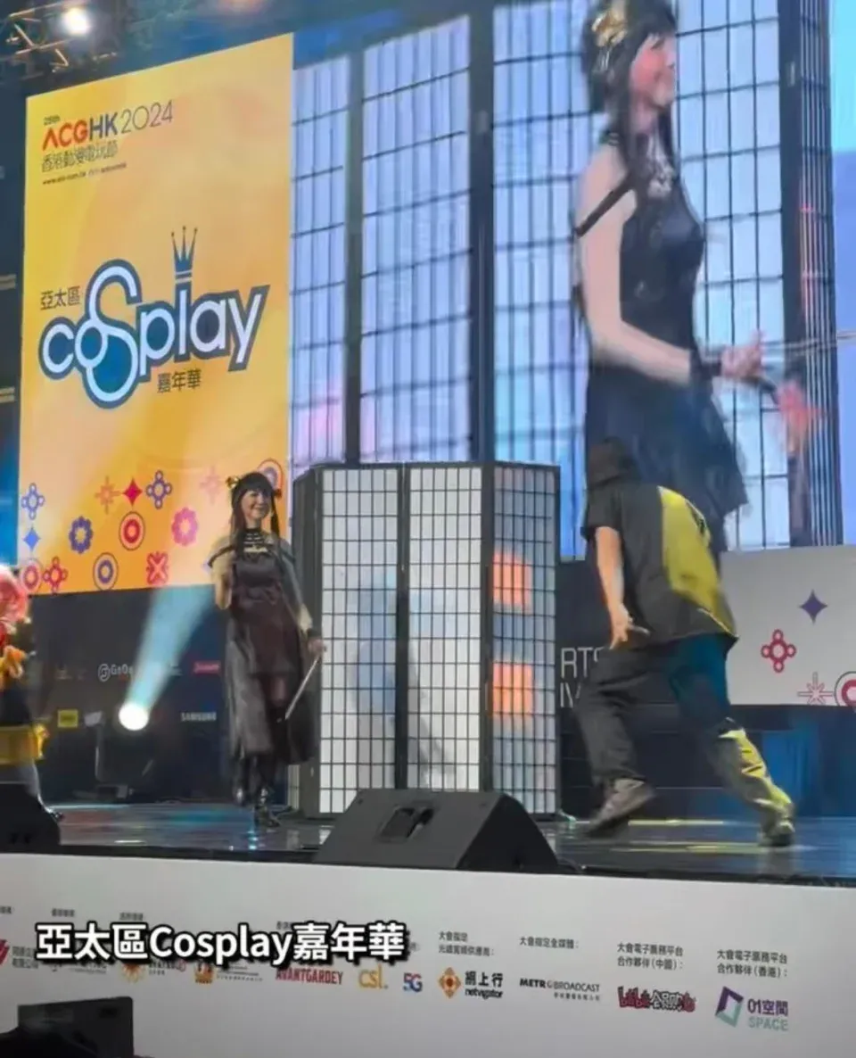 謝雪心72歲再戰動漫節大玩Cosplay 比去年更性感 網民:佩服