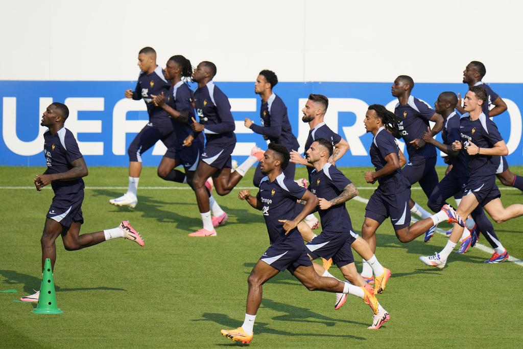 法國隊備戰。(美聯社)