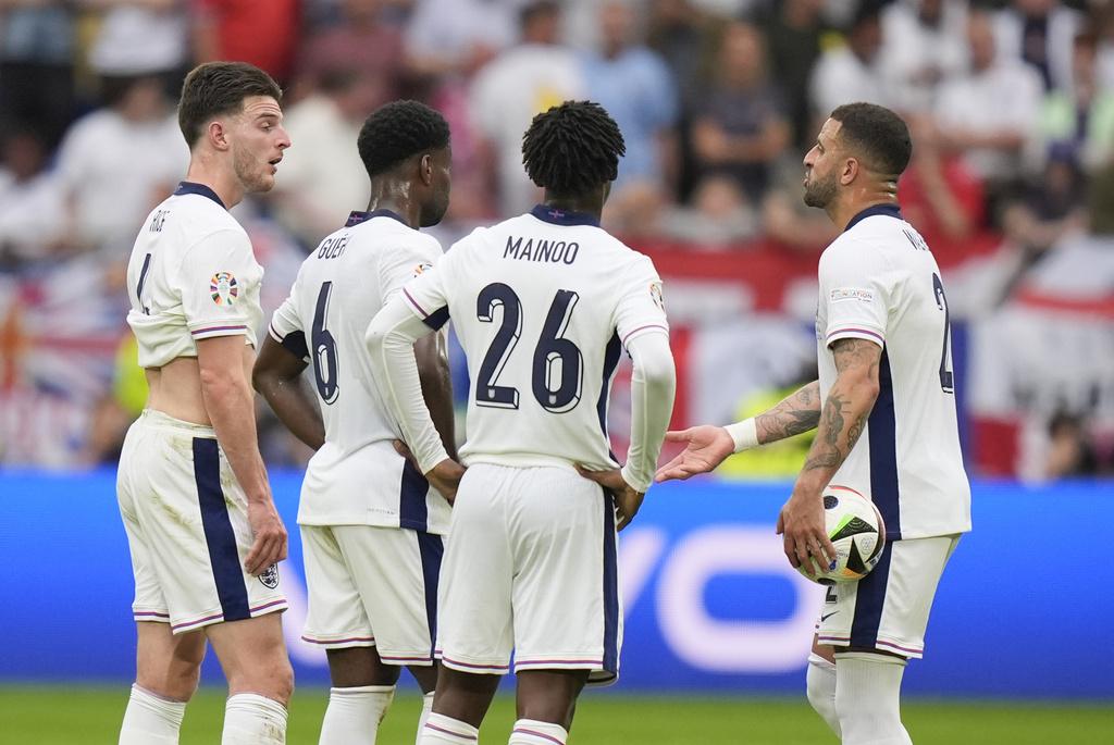 英格蘭上半場表現蹩腳,意外落後一球。(美聯社)