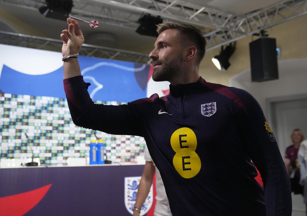 勞基梳爾代表英格蘭出席賽前記者會,或許是在四強出任正選的先兆?(美聯社)