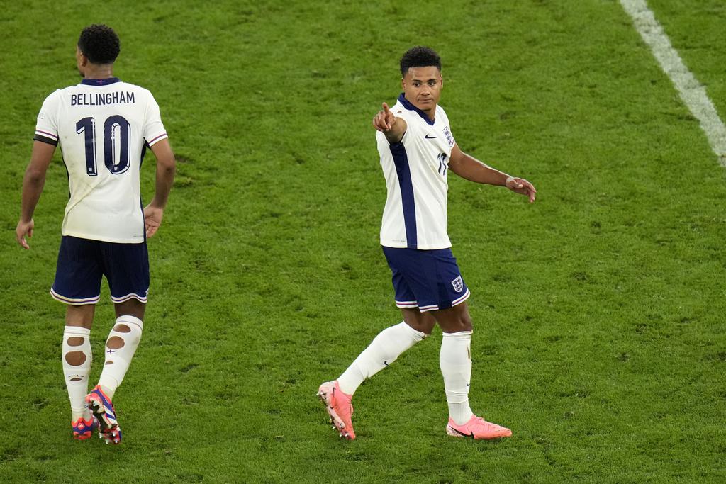 奧尼屈堅斯後備上陣不足十分鐘便建功,一腳將英格蘭帶入決賽。(美聯社)