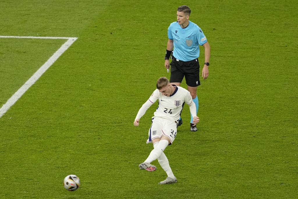 下半場戰情緊湊,一度打成1:1平手。(美聯社)