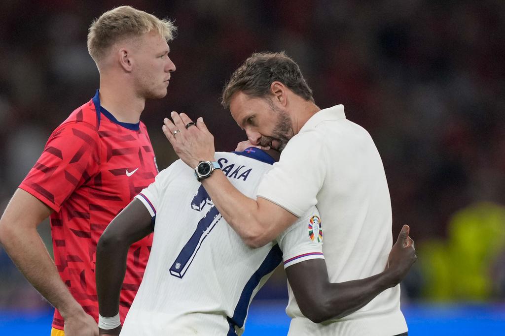 修夫基深得英格蘭眾將愛戴。(美聯社)