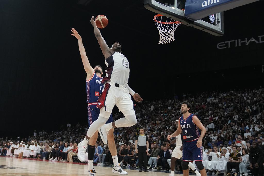 美國男籃在表演賽105:79大勝塞爾維亞。(美聯社)