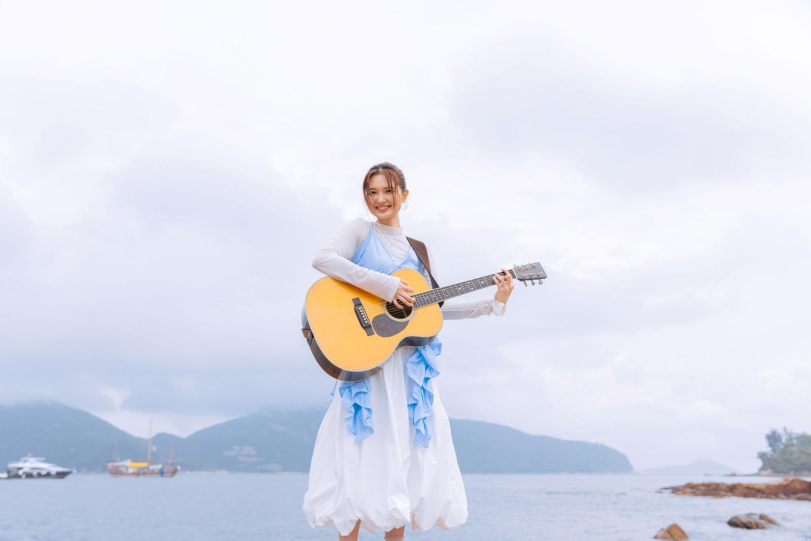 《告白前先看天氣預報》單從歌名已為人帶來青春氣息。