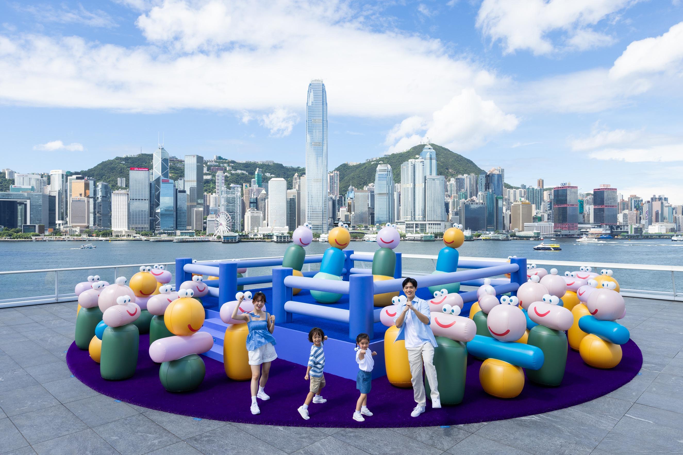 「不倒擂台」:30多隻巨型公仔齊集海運觀點